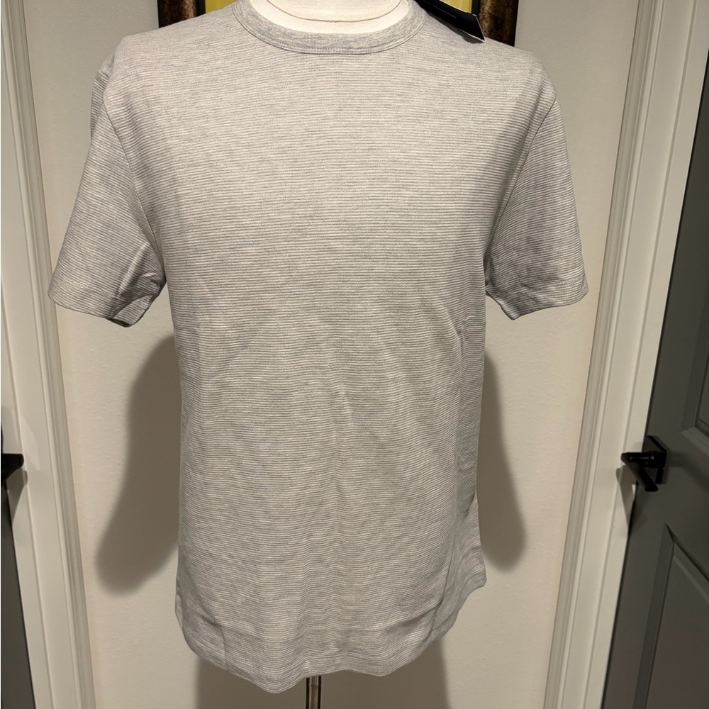 French Connection Men's Light Gray Short Sleeve Sweater Tee NWT L